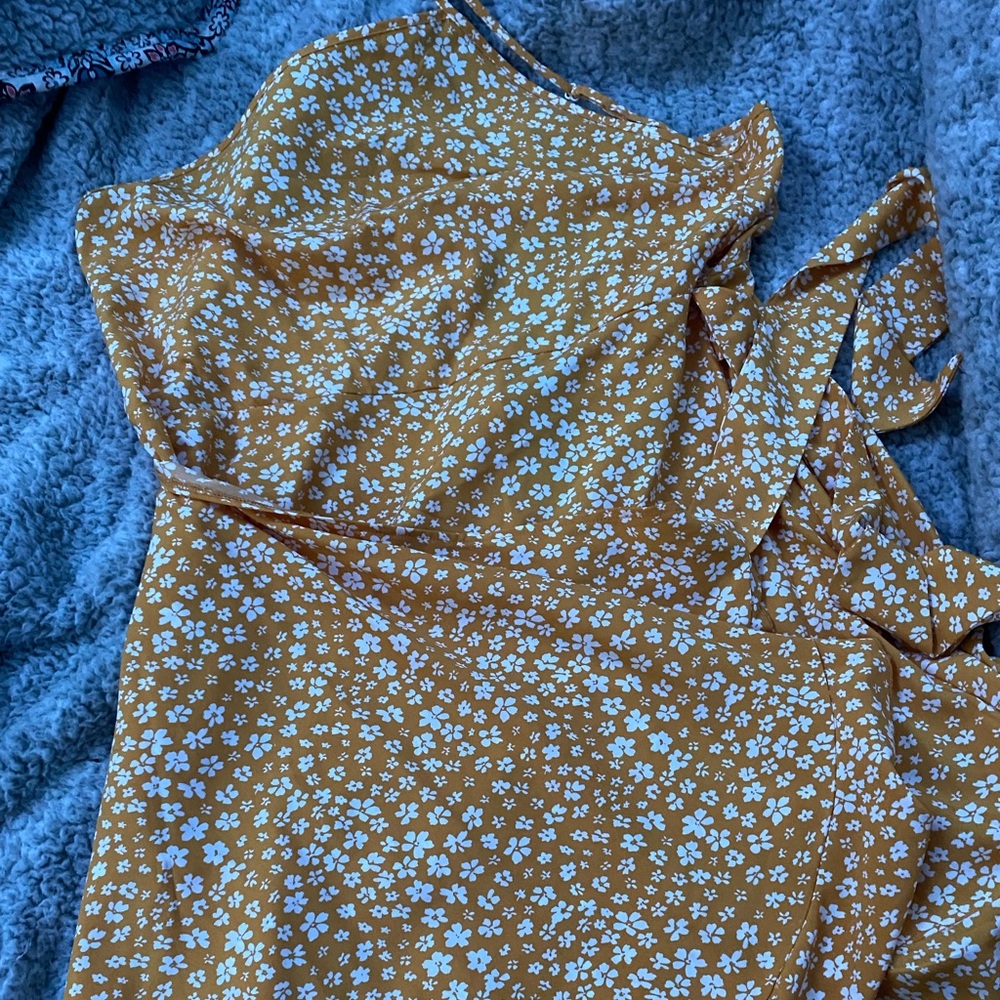 Yellow Floral Tye dress